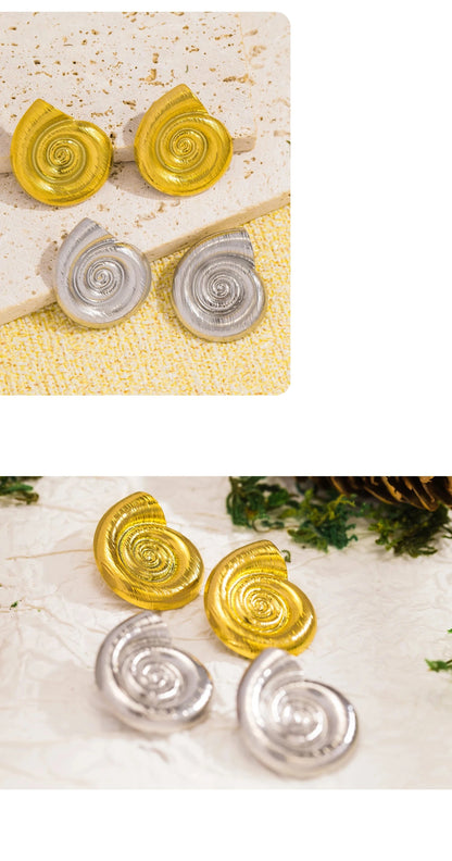 Aquarly Geo Conch Studs