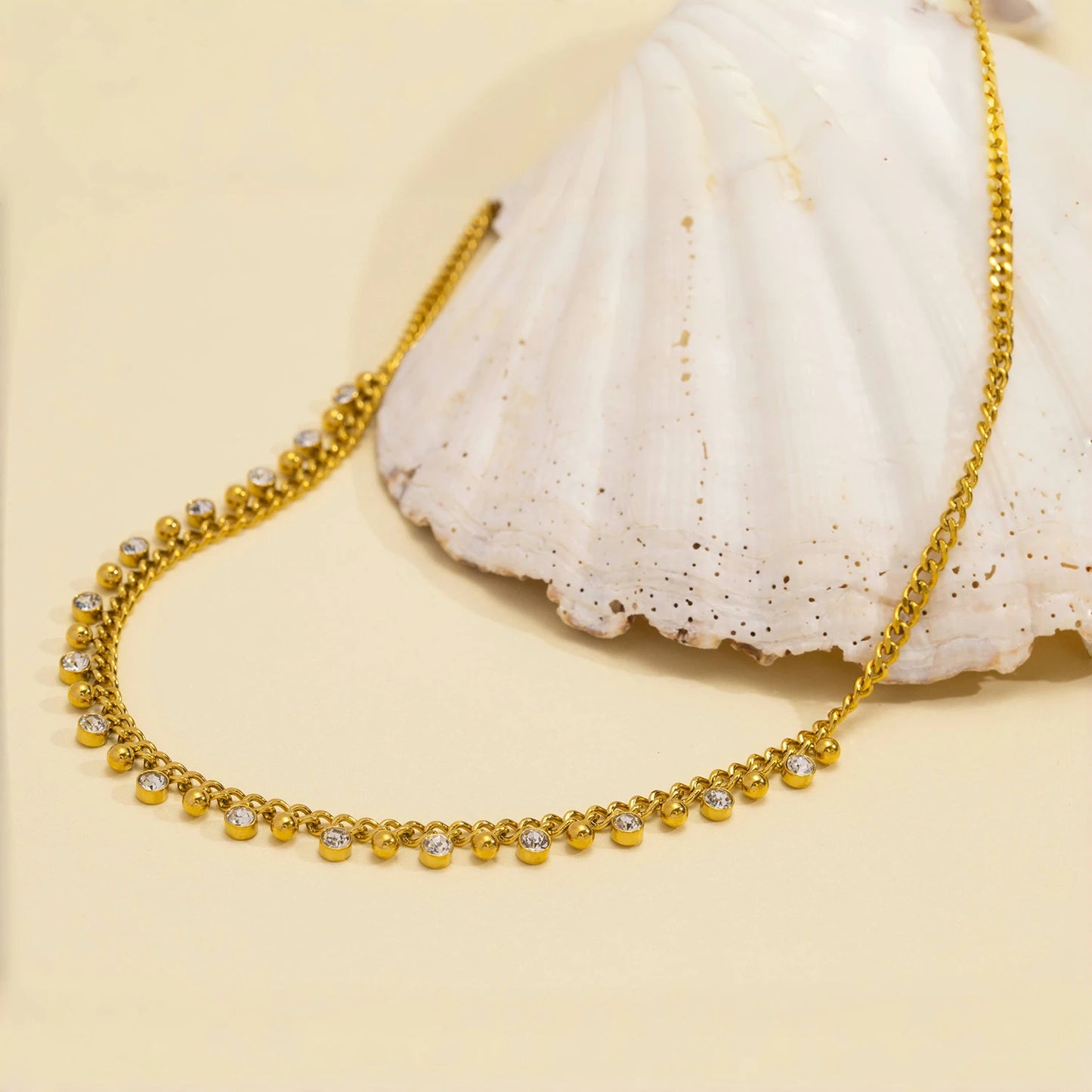 Aquarly Shimmer Lock Necklace