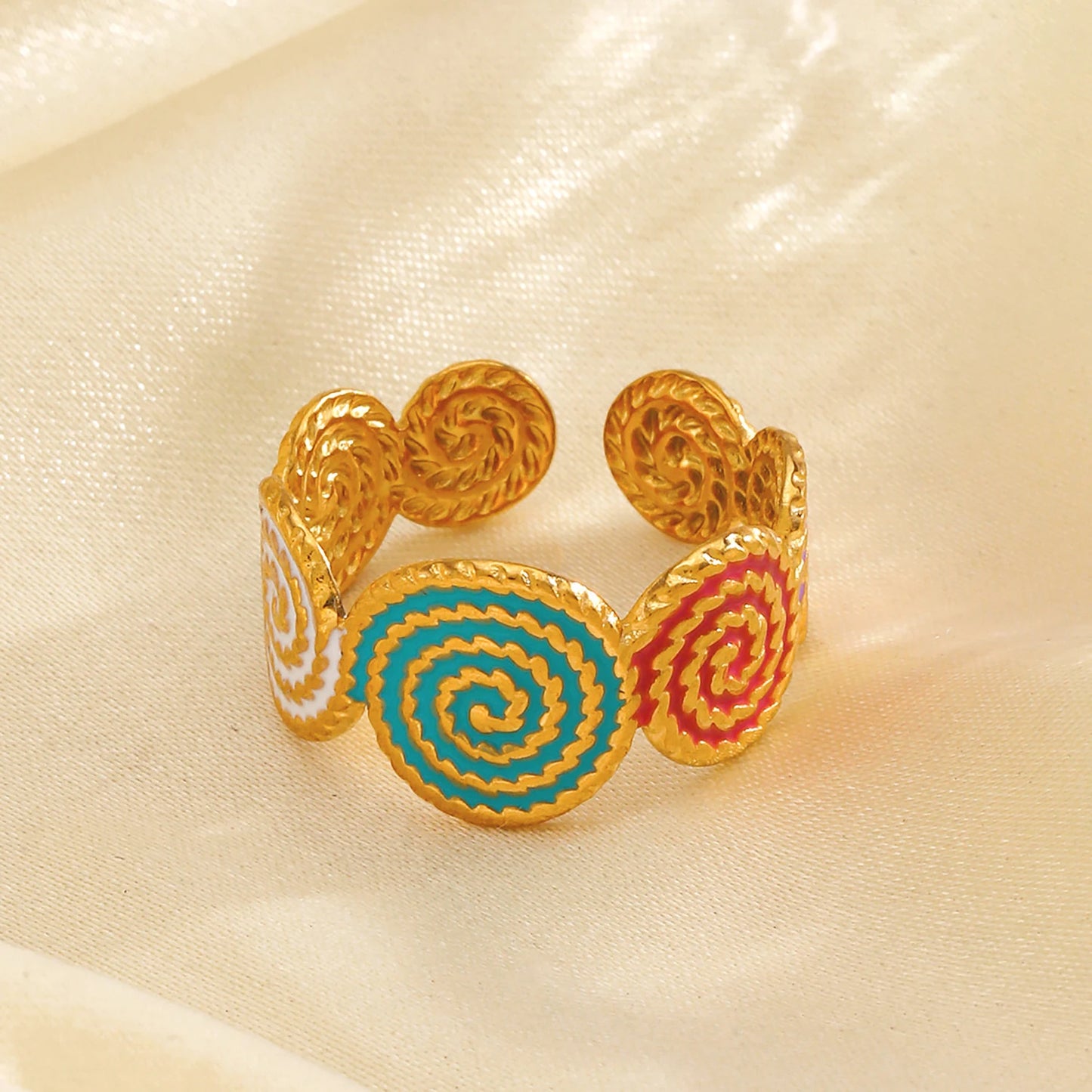 Aquarly Twist Enamel Ring