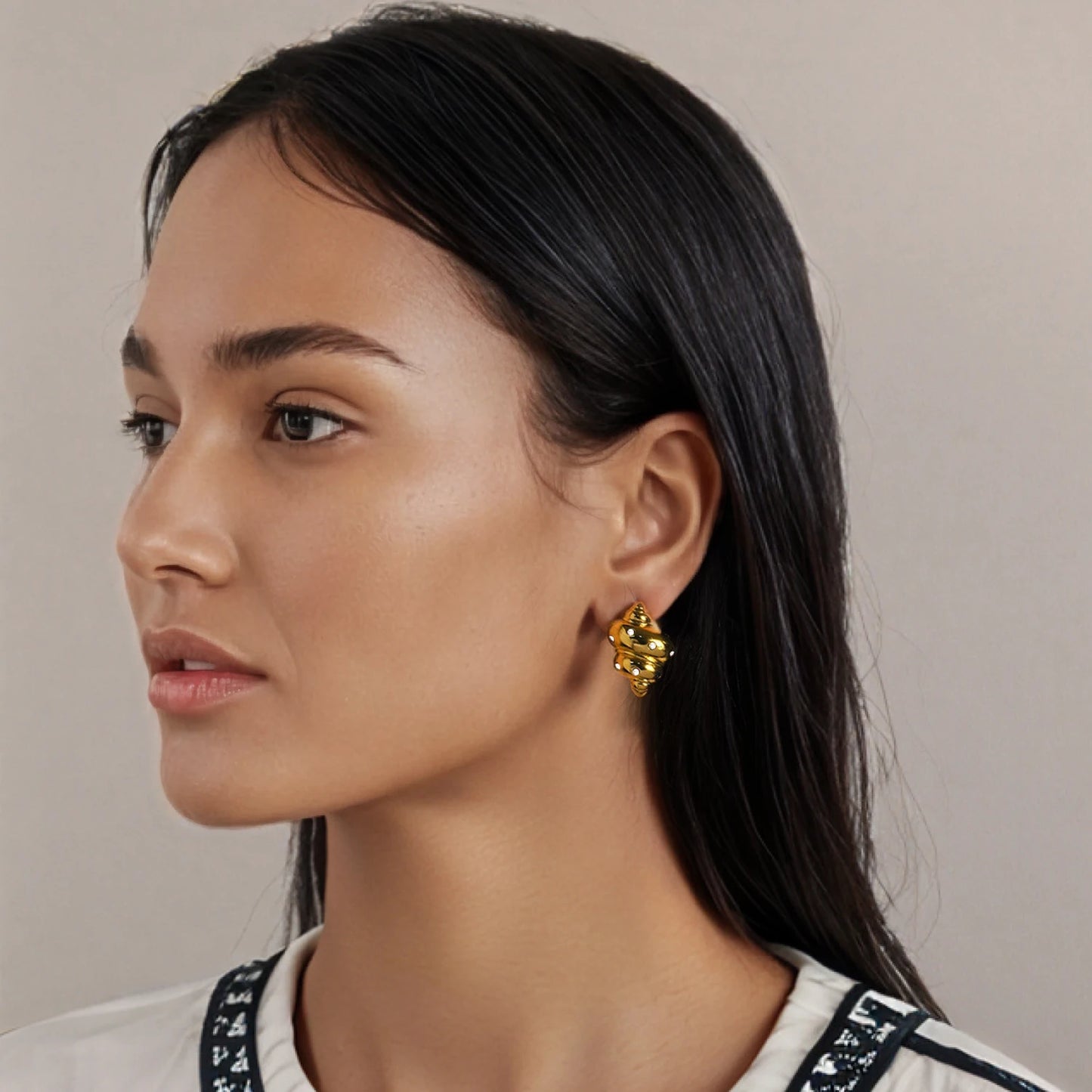 Aquarly Rhinestone Conch Earrings