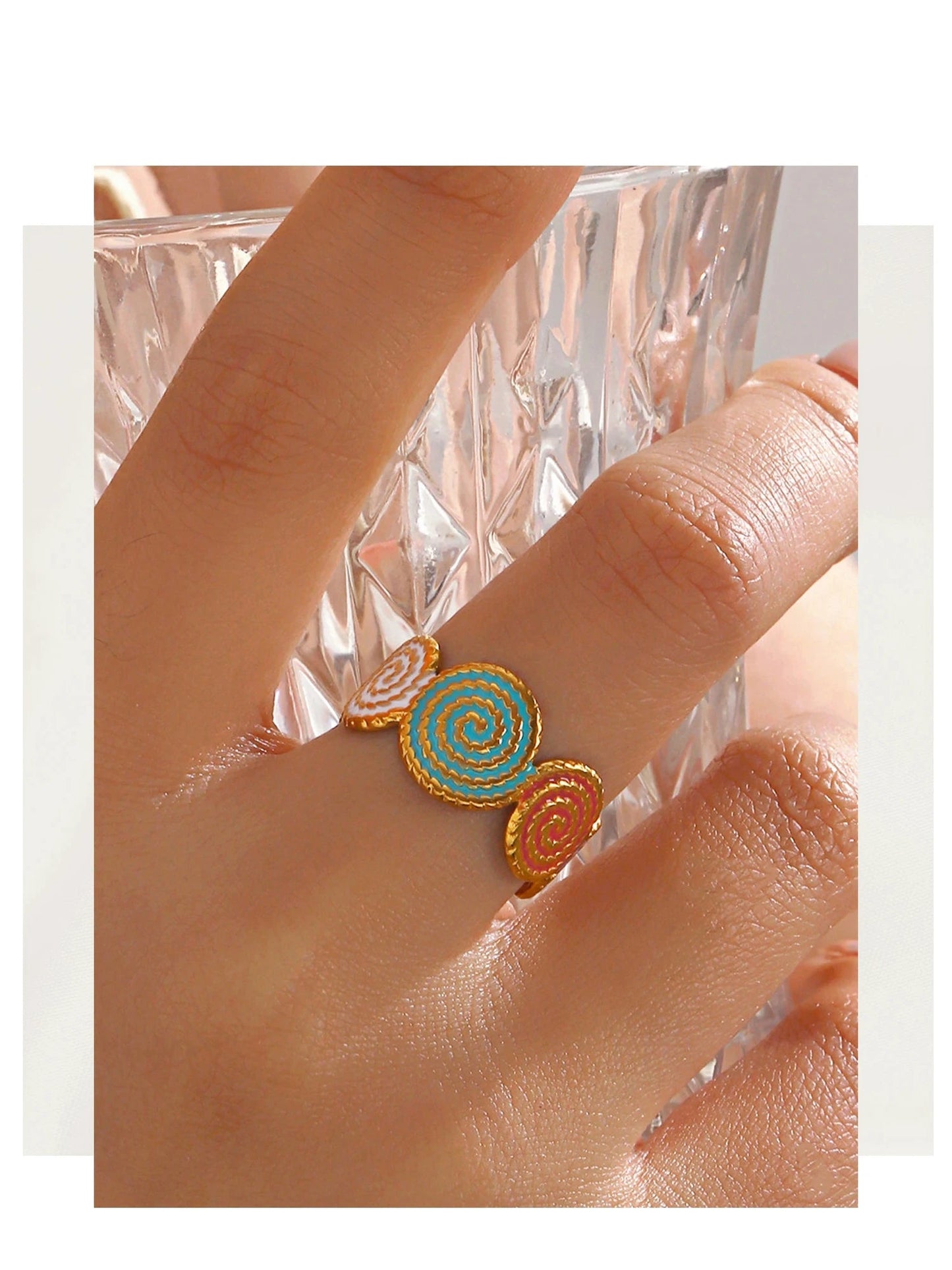 Aquarly Twist Enamel Ring