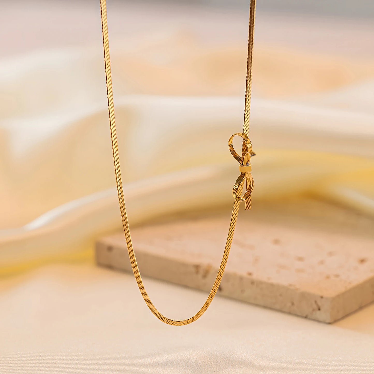 Aquarly Golden Bow Choker